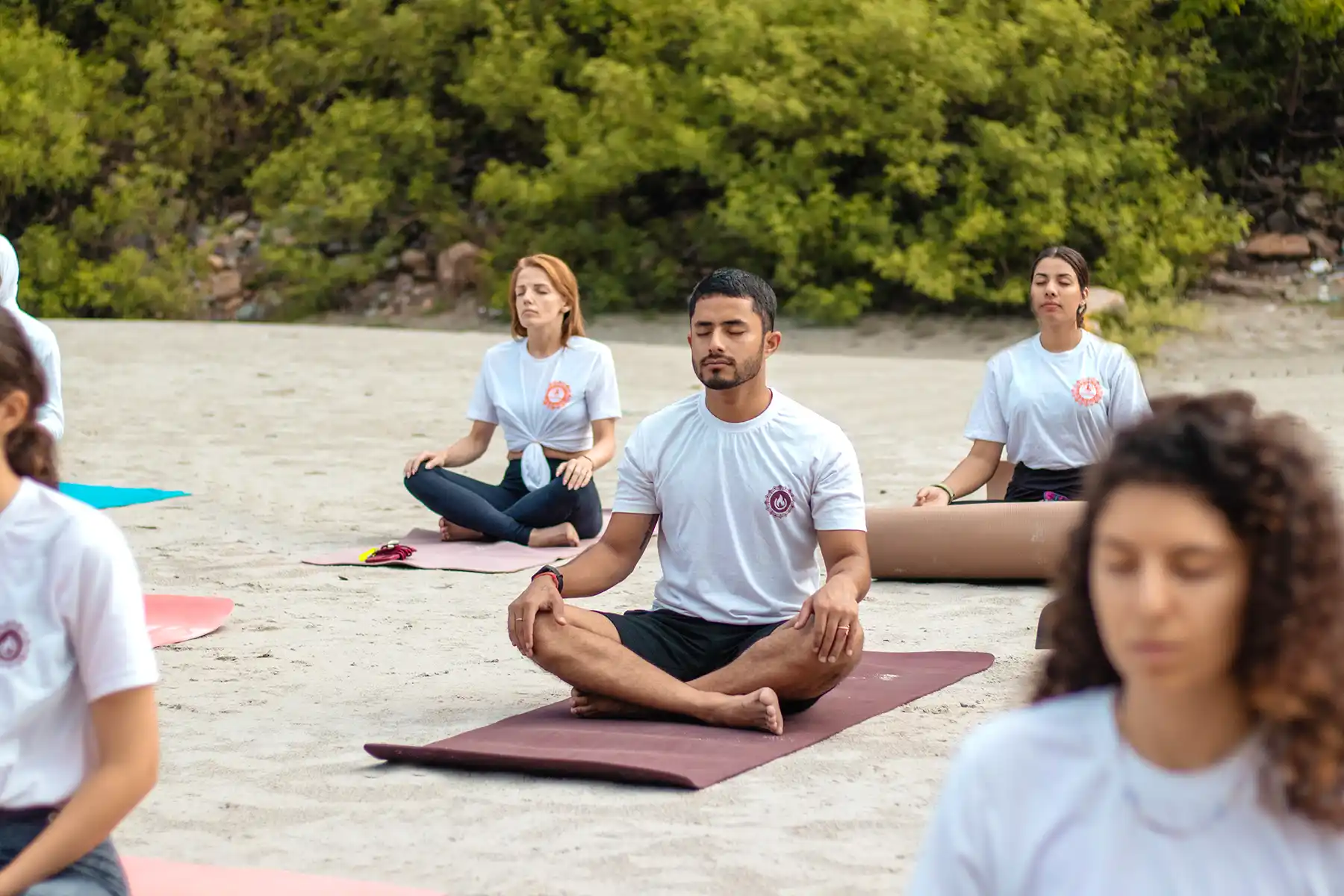 yoga-training-courses-in-rishikesh-india